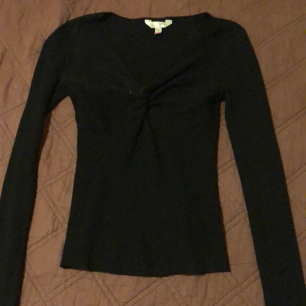 No boundaries top
